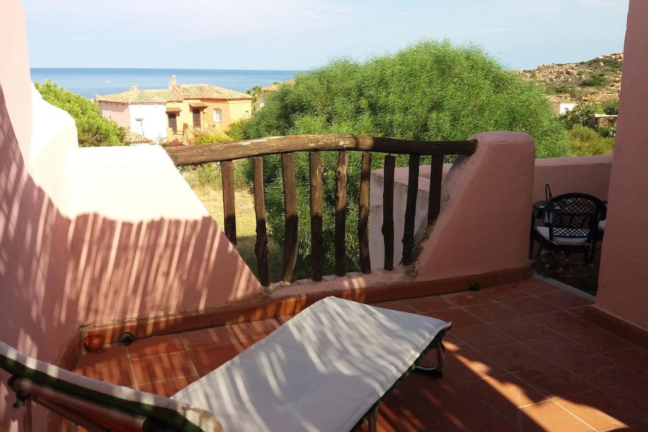 Un Angolo Di Paradiso A Pochi Passi Dal Mare Nel Villaggio Calarossa Isola Rossa Exterior foto